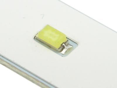 Светодиодная планка для подсветки ЖК панелей HK32L21A-V03 (592 мм, 18 светодиодов)