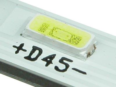 Светодиодная планка для подсветки ЖК панелей JL.E270B8414-324FS-R7P-M-HF (601 мм, 88 светодиодов)