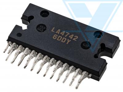LA4742