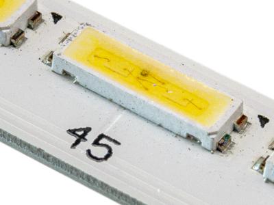 Светодиодная планка для подсветки ЖК панелей 65" V16 AS1 2507/2508 Rev03 (комплект 2 планки по 710мм, 84 светодиода)